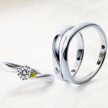 フェミニン 婚約指輪のベル