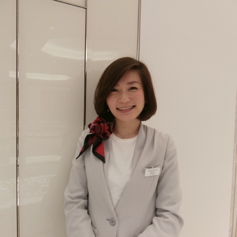 安井 友美