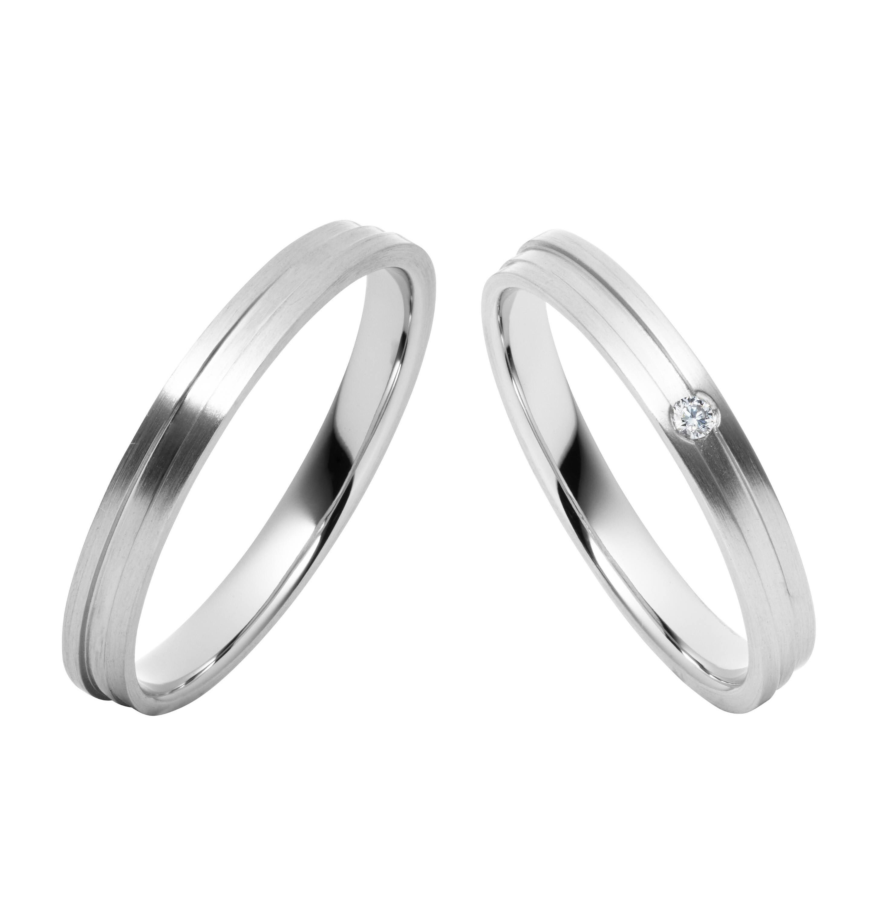 シンプル,個性的 結婚指輪のディスプロポーション